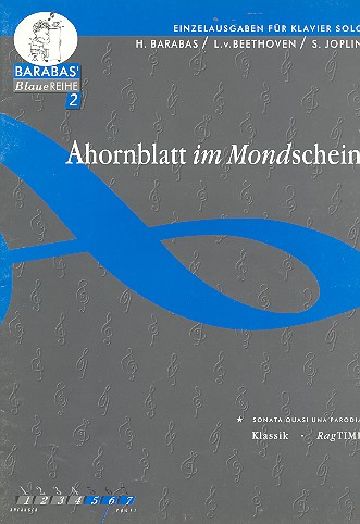 Ahornblatt im Mondschein