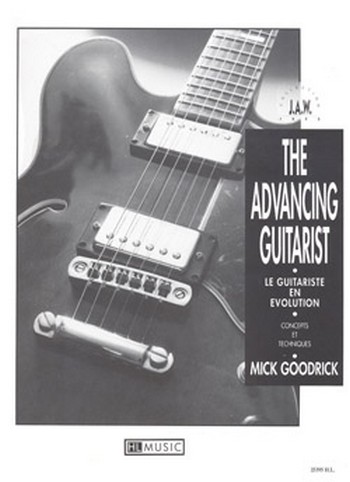 The advancing Guitarist